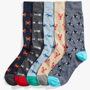 New 5 pack of men’s fish-themed print socks